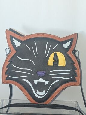 Black Winking Cat Crossbody Spirit Halloween Bag